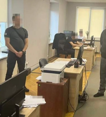 Двічі «зловили» на хабарі: на Волині судили викритого на поборах митника