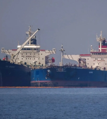 Атаки дронов на НПЗ заставили россию значительно увеличить экспорт нефти – Bloomberg
