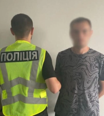 У Києві відправили за ґрати чоловіка, який «замінував» будівлю суду