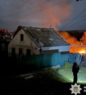 Доба на Донеччині: 2 загиблих і 10 поранених, руйнувань зазнали 66 цивільних об’єктів, з них 33 житлові будинки. ФОТОрепортаж