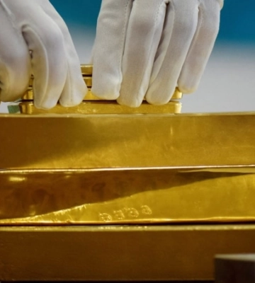 Ціна на золото вперше перевищила 4000 доларів