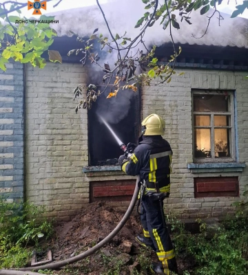 Під час пожежі у селі на Черкащині загинув чоловік