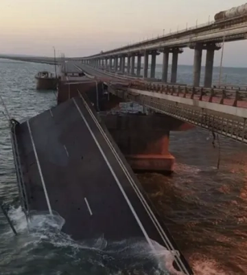 Річниця знаменитої бавовни на Кримському мості