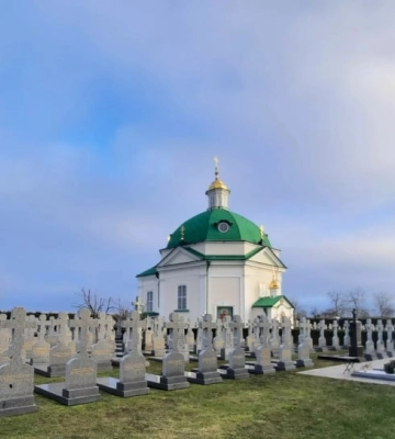 У Почаївській лаврі на Тернопільщині поліція та СБУ проводять обшуки — ЗМІ