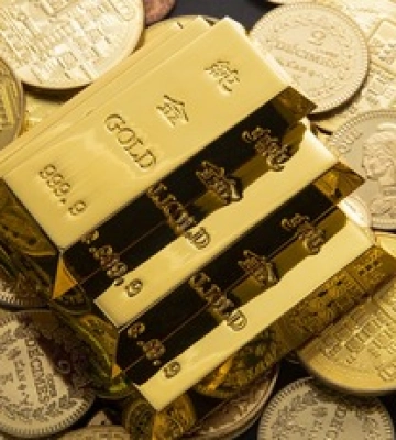 Ціна на золото досягла рекордного рівня: перевищила 4000 доларів за унцію