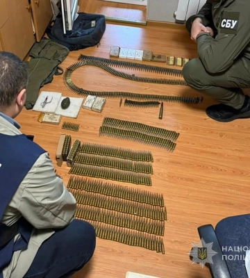 У Сумах судитимуть чоловіка, який незаконно зберігав знайдені боєприпаси