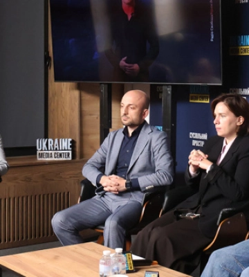 У Києві презентували проєкт для кримчан, які виїхали з півострова і хочуть свідчити про воєнні злочини РФ