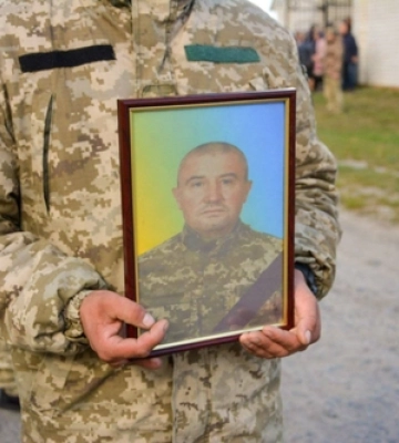 На Волині попрощалися із воїном Олександром Бараном 