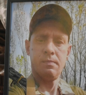 У Луцькій громаді попрощалися з полеглим воїном Миколою Харічевим