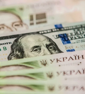 Курс валют НБУ. Доллар и евро держат позиции
