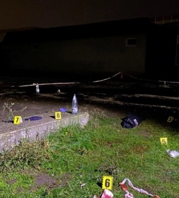 У Вараші чоловік під час затримання вдарив ножем поліцейського — правоохоронці застосували зброю