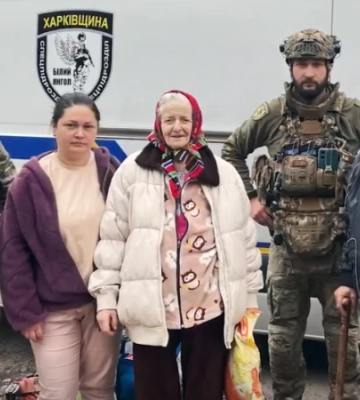 “Білі янголи” евакуювали родину на Харківщині