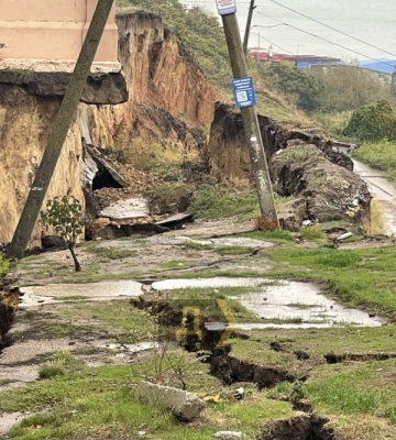 У селищі під Одесою стався масштабний зсув ґрунту
