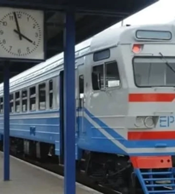 У Києві ускладнено рух приміських поїздів на ділянці Київ - Гребінка