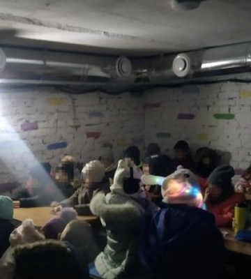 Низка шкіл та садочків Києва наразі працюють у режимі Пунктів незламності, - КМДА