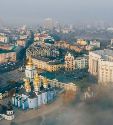 Мощные взрывы в Киеве: после БпЛА и баллистики Россия запустила ракеты