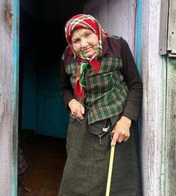 89-летняя женщина с Франковщины передала военным 20 тысяч гривен