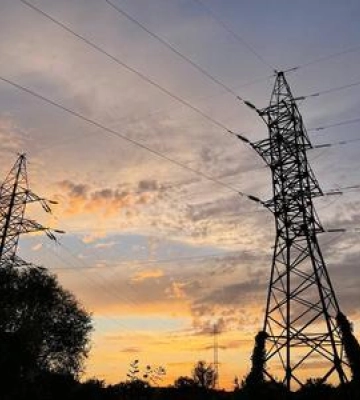 Наслідки нічної ворожої атаки: у Кременчуцькому районі пошкоджено енергооб’єкт, без світла понад 17 тисяч абонентів