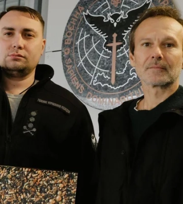 «Говорят, заходите еще». Святослав Вакарчук передал Кириллу Буданову дроны на 5,6 млн грн с билетов на летние концерты во Львове