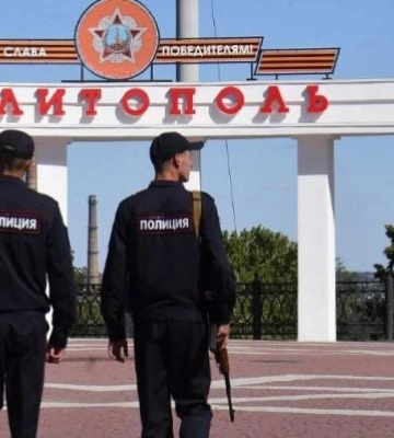 Запорожские полицейские проходят курс тактической медицины 