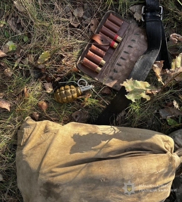 На Волині п’яний чоловік відкрив стрілянину по поліцейських: вилучили рушницю і гранату
