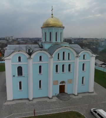 Представителей УПЦ МП выселили из собора на Волыни