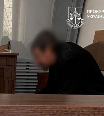 У Києві 52-річного нелюда засуджено за сексуальні дії щодо маленької дитини