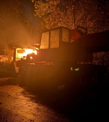 Є загиблий та поранені: війська РФ атакували ударними дронами автомобілі АТ "Чернігівобленерго"