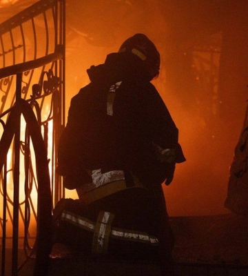 В Одесі після нічної ворожої атаки частково зникло електропостачання, одна людина постраждала