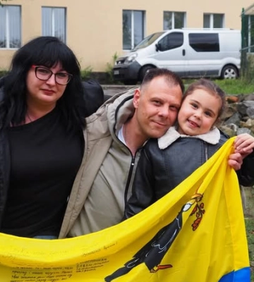 Військового Дмитра Мазурика після трирічного полону зустріли в Гайвороні 