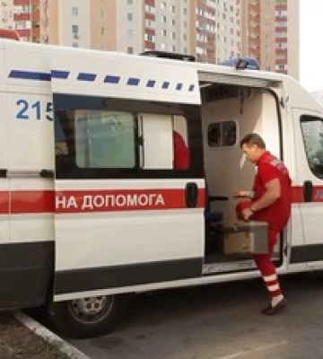 Росіяни атакували авто "швидкої" у Херсоні, постраждав водій