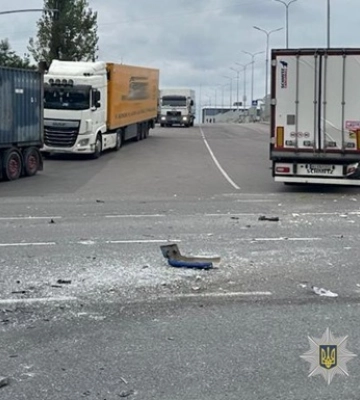 Відео з місця аварії маршрутки біля Львова