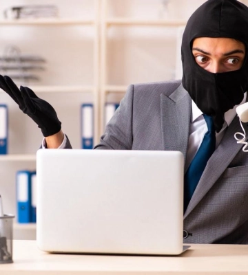 Аферисти вкрали у жительки Рівненщини понад 3,5 тис. грн