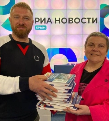 Учебник пропаганды: как создатель кремлевского "телеканала" в Мелитополе учит студентов служить оккупантам