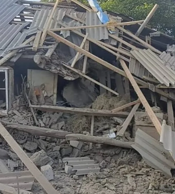 Через нічні атаки на Дніпропетровщині пошкоджені будинки, газогін та лінія електропередач (Фото)
