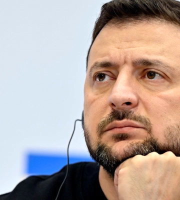 Рівень довіри Зеленському лишається незмінним, але лише 25% хотіли б його президентства після війни - КМІС