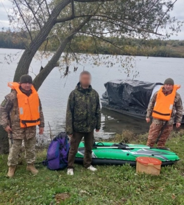 На Вінниччині чоловік на каяку намагався незаконно перетнути кордон з Молдовою