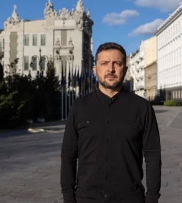 Рівень довіри Зеленському лишається незмінним, але лише 25% хотіли б його президентства після війни - КМІС