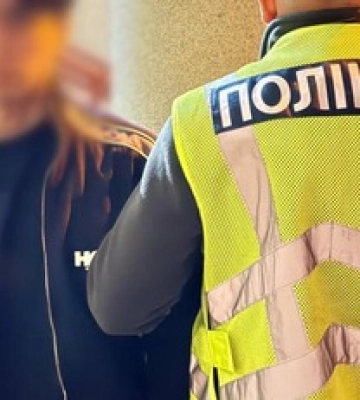 У Києві чоловік побив дівчину, яка не була схожа на фото із сайту знайомств (ФОТО)