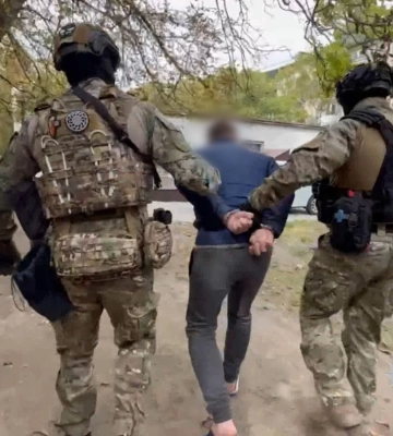 В Одесі поліцейські розшукали та затримали молодика, який побив знайомого до смерті. ФОТО