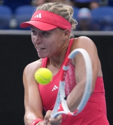 Стародубцева вийшла до другого кола турніру WTA