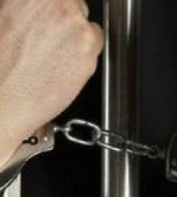 У Кременчуці під варту взяли чоловіка, підозрюваного у вбивстві співмешканця матері