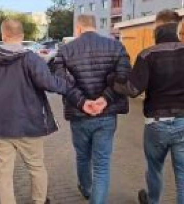 У Польщі затримали чоловіка, який розсилав дитячу порнографію 11-річним дівчаткам із Києва