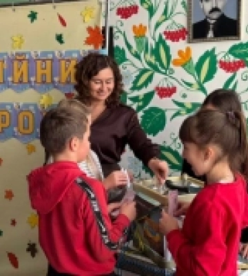 Громада на Волині об'єднала серця та зібрала понад 32 тис. грн для фронту