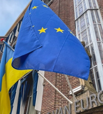 ЄС близький до виплати Україні 140 млрд євро репарацій за рахунок російських активів, - Bloomberg