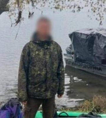 Каяк, весло і кошик для пікніка: як чоловік з Полтавщини готувався до втечі