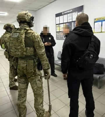 На Київщині співробітник поліції кришував наркобізнес