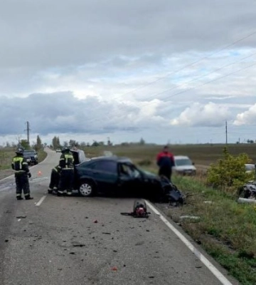 В масштабном ДТП под Мелитополем погиб человек, еще двое в больнице