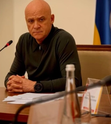 Петиція з вимогою позбавити мера Одеси громадянства набрала 25 тис. підписів менш ніж за добу
