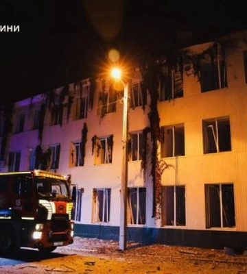 Наслідки ворожих ударів по Харкову: зафіксоване влучання по території лікарні. ФОТОрепортаж